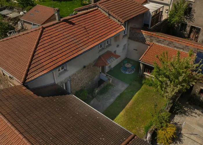 Дом отдыха Chez Simone Chazelles-sur-Lyon