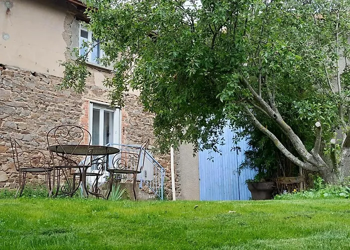 Chez Simone Дом отдыха Chazelles-sur-Lyon