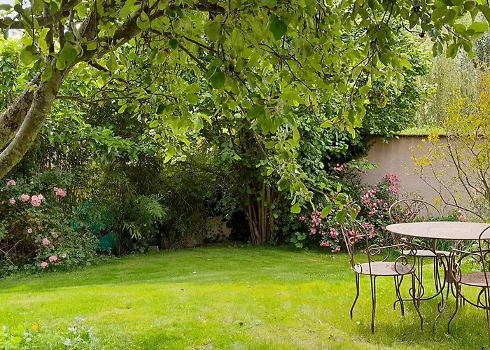 Chez Simone Дом отдыха Chazelles-sur-Lyon